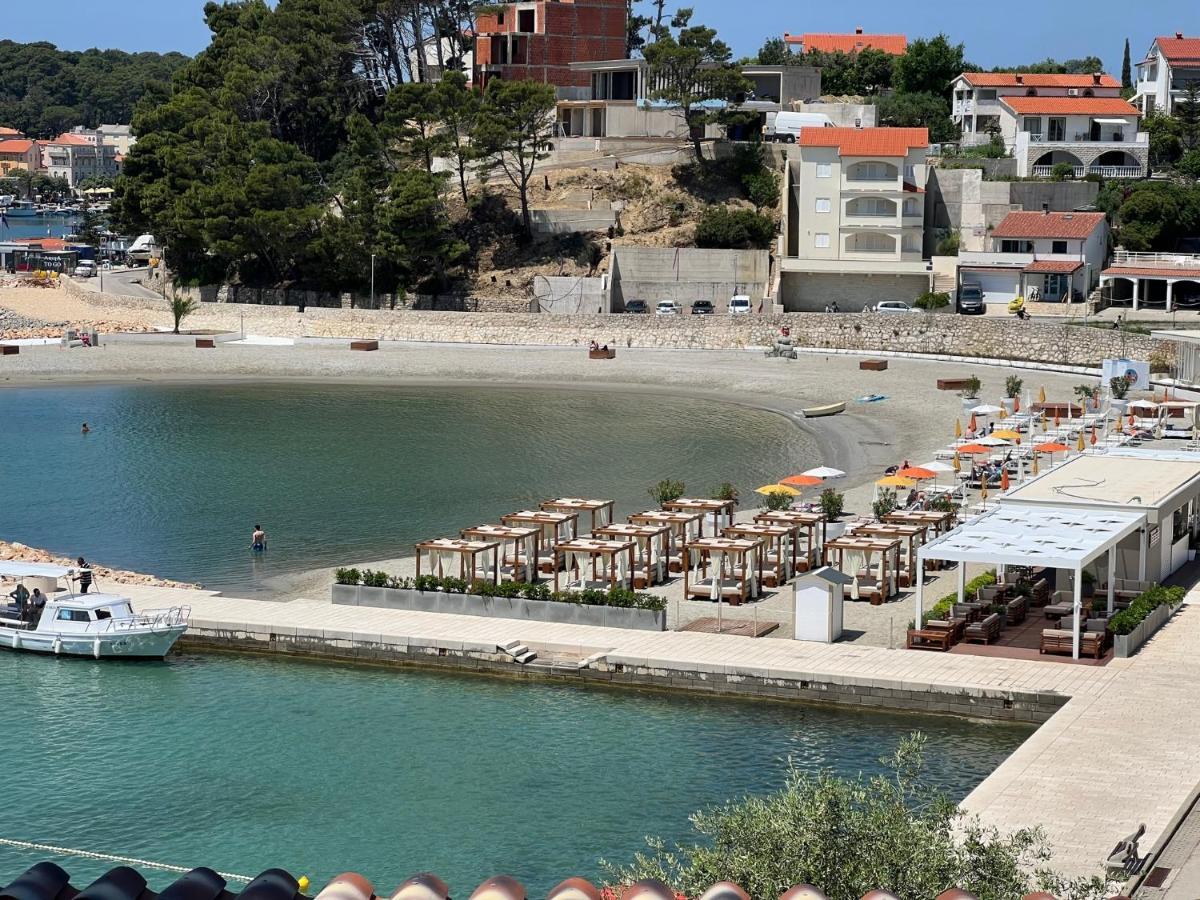 Villas Arbia - Magdalena By The Beach Banjol Exterior foto